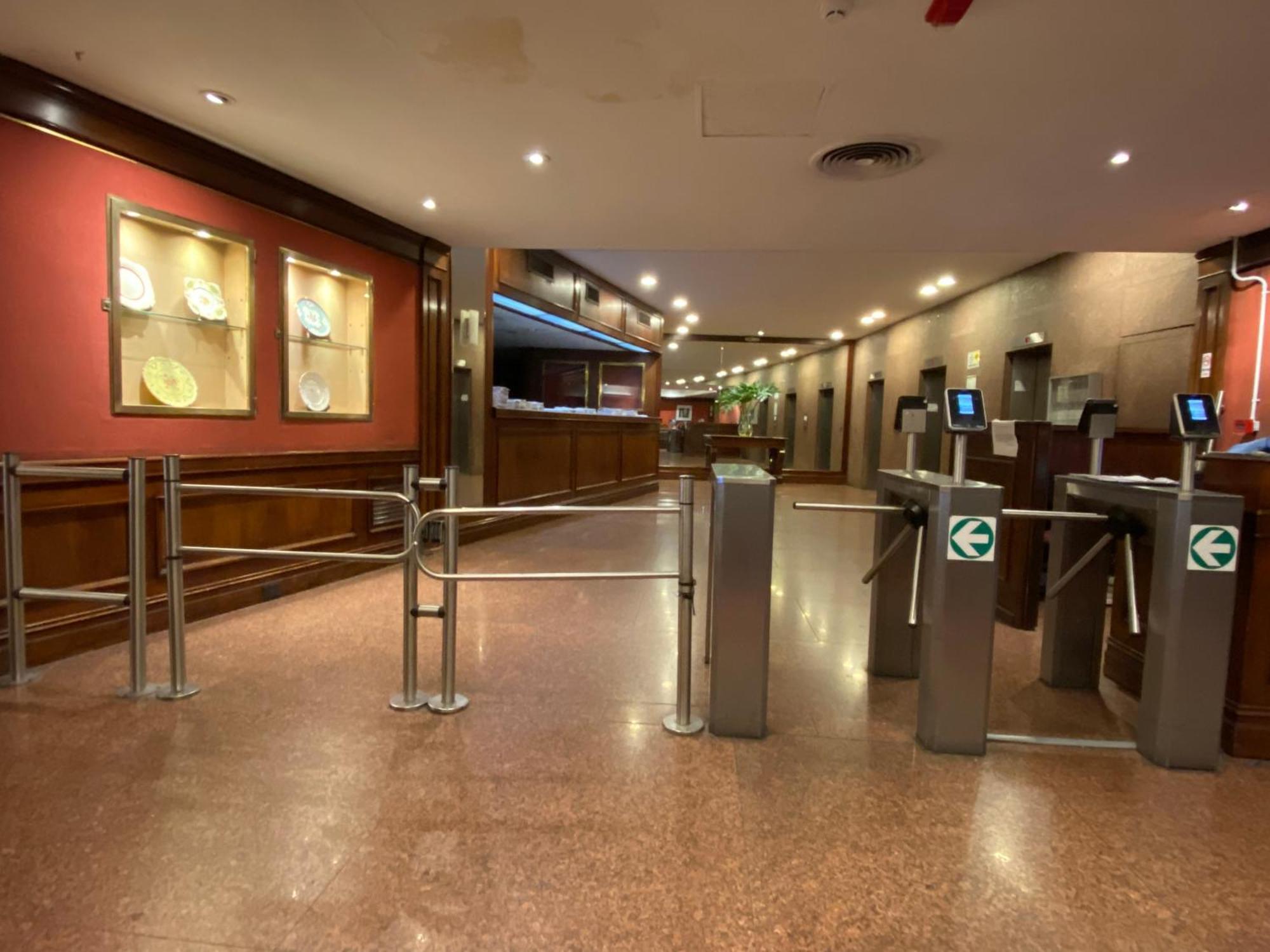 Apart Hotel Ciudad De Bs As Буенос Айрес Екстериор снимка